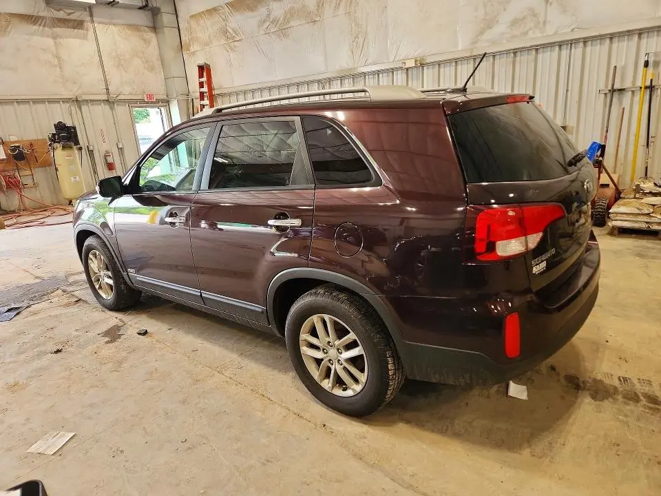 2015 KIA SORENTO LX  
