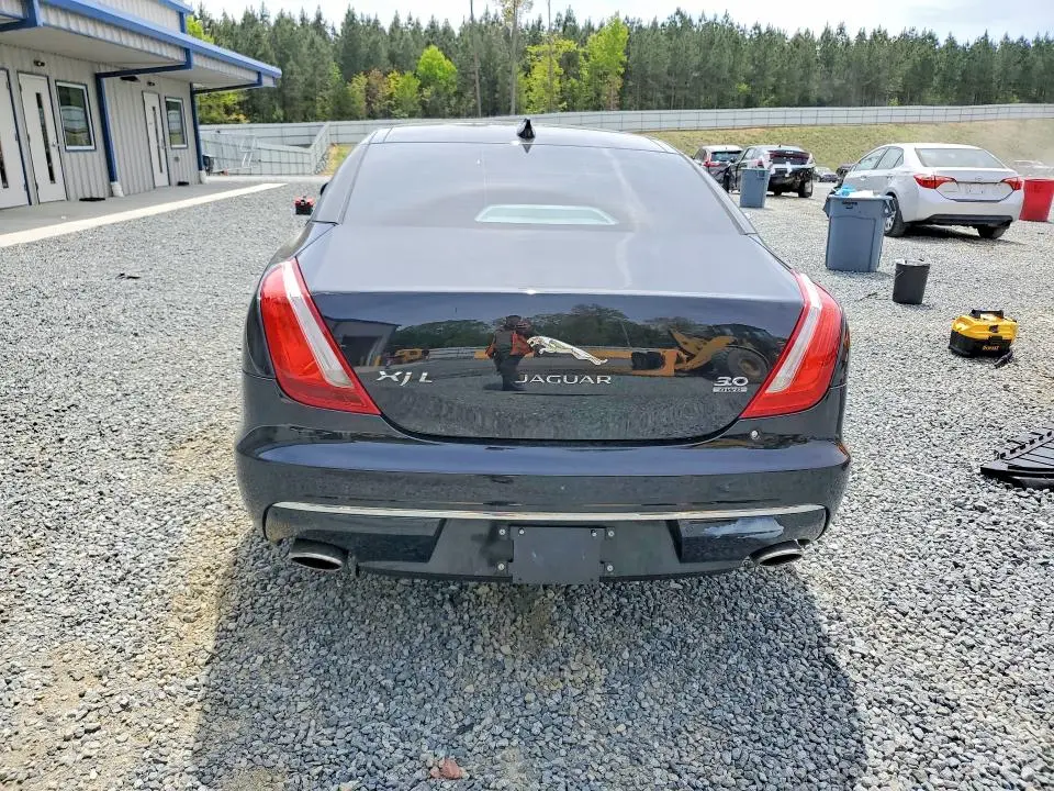 2016 JAGUAR XJL PORTFOLIO  