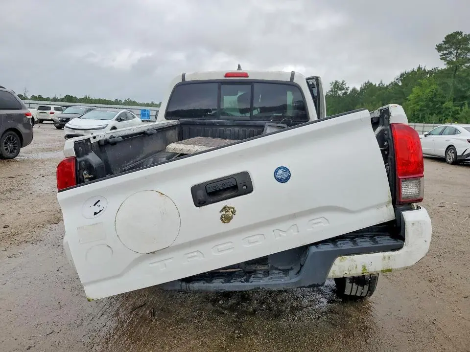 2019 TOYOTA TACOMA SR  