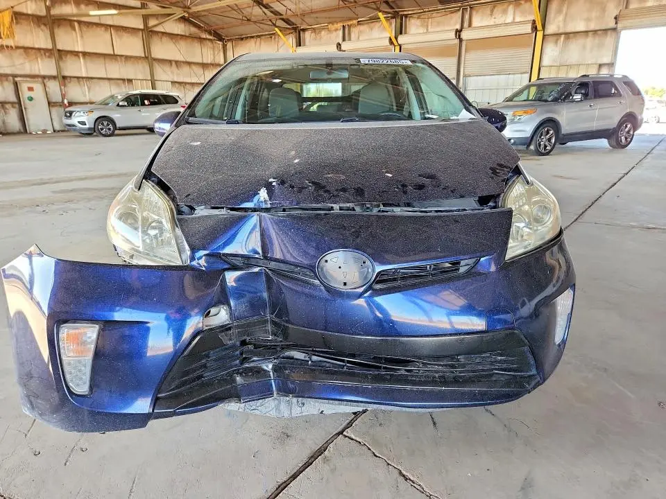 2013 TOYOTA PRIUS THREE  