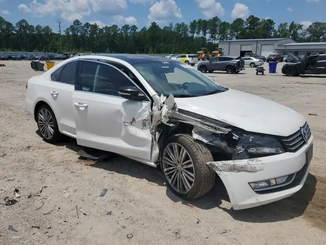 2014 VOLKSWAGEN PASSAT SE  