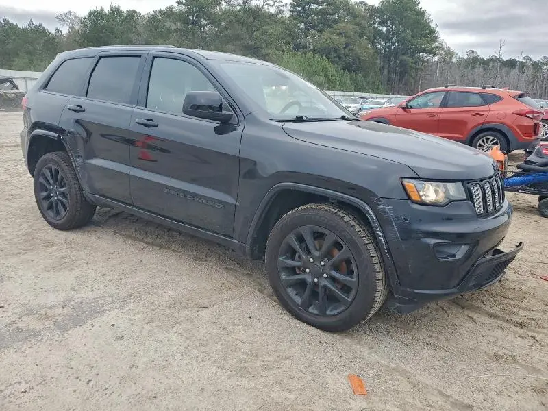 2017 JEEP GRAND CHEROKEE LAREDO  