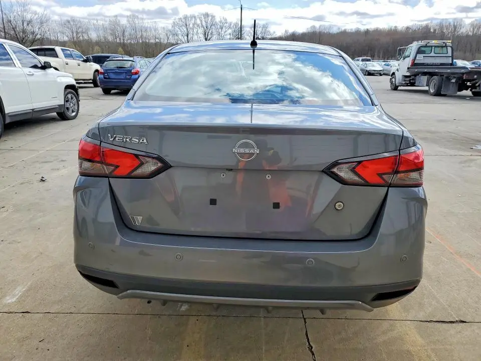 2023 NISSAN VERSA S  