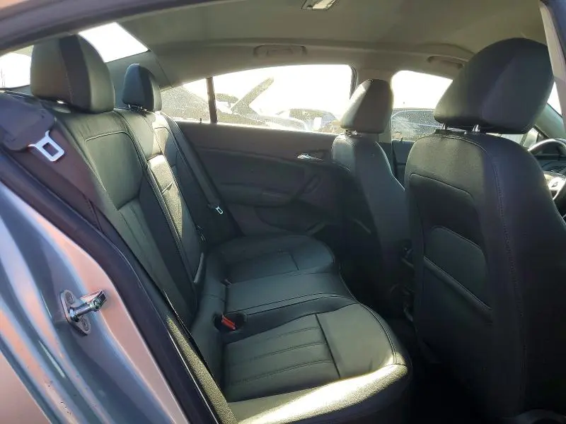 2011 BUICK REGAL CXL  