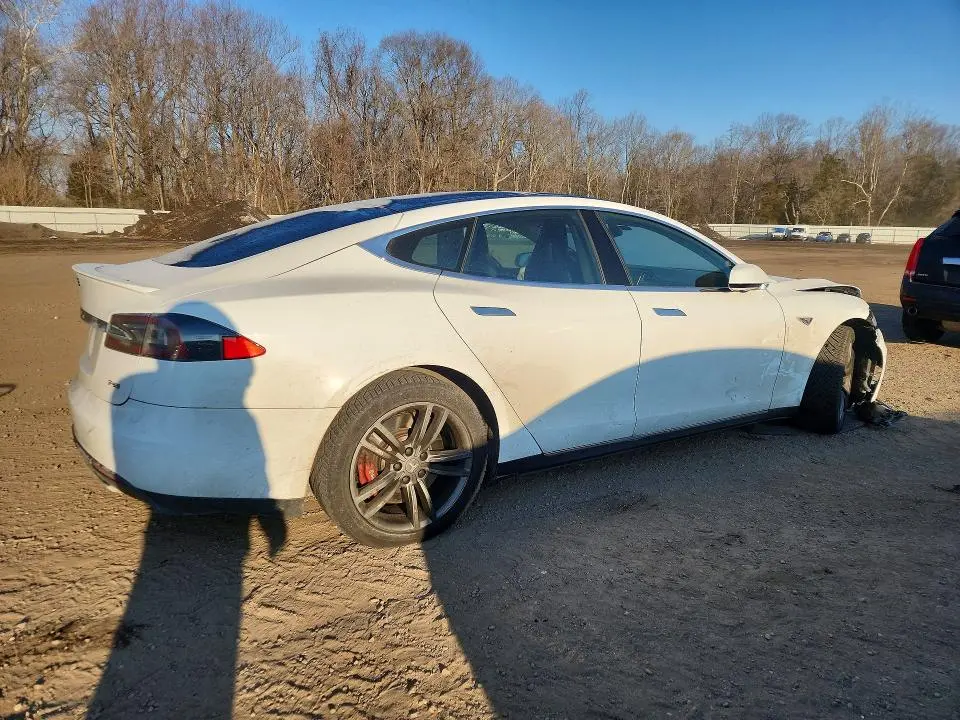 2013 TESLA MODEL S   