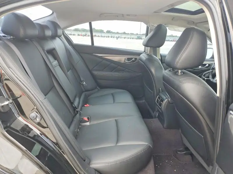 2015 INFINITI Q50 BASE  