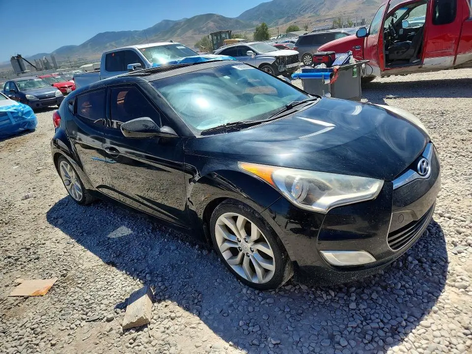 2012 HYUNDAI VELOSTER BASE  