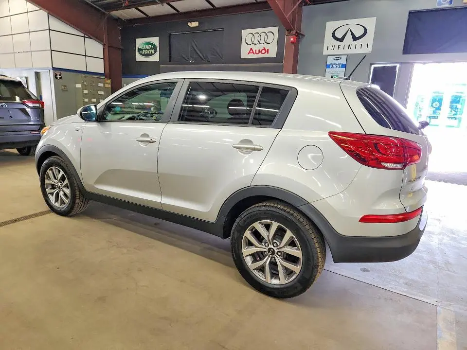 2016 KIA SPORTAGE LX  