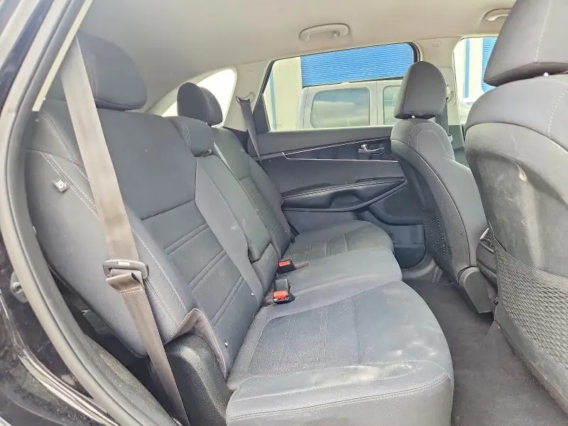 2019 KIA SORENTO LX V6  