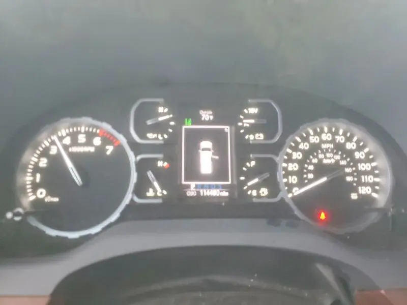 2018 TOYOTA TUNDRA CREWMAX LIMITED  