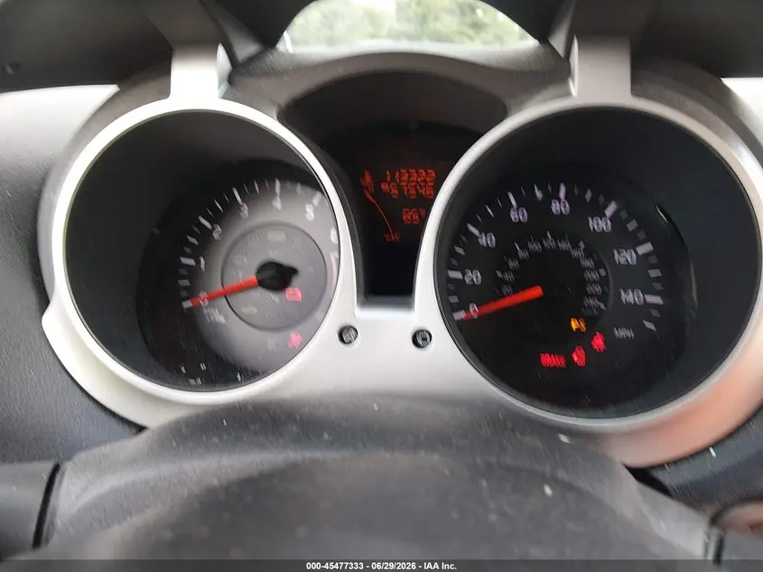 2013 NISSAN JUKE SL