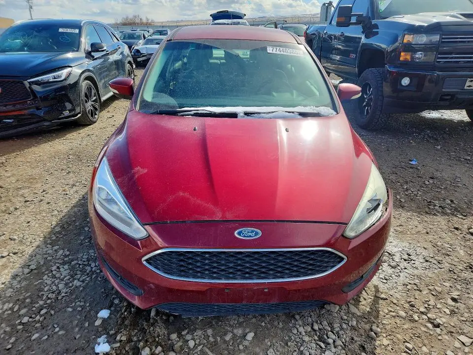 2015 FORD FOCUS SE  
