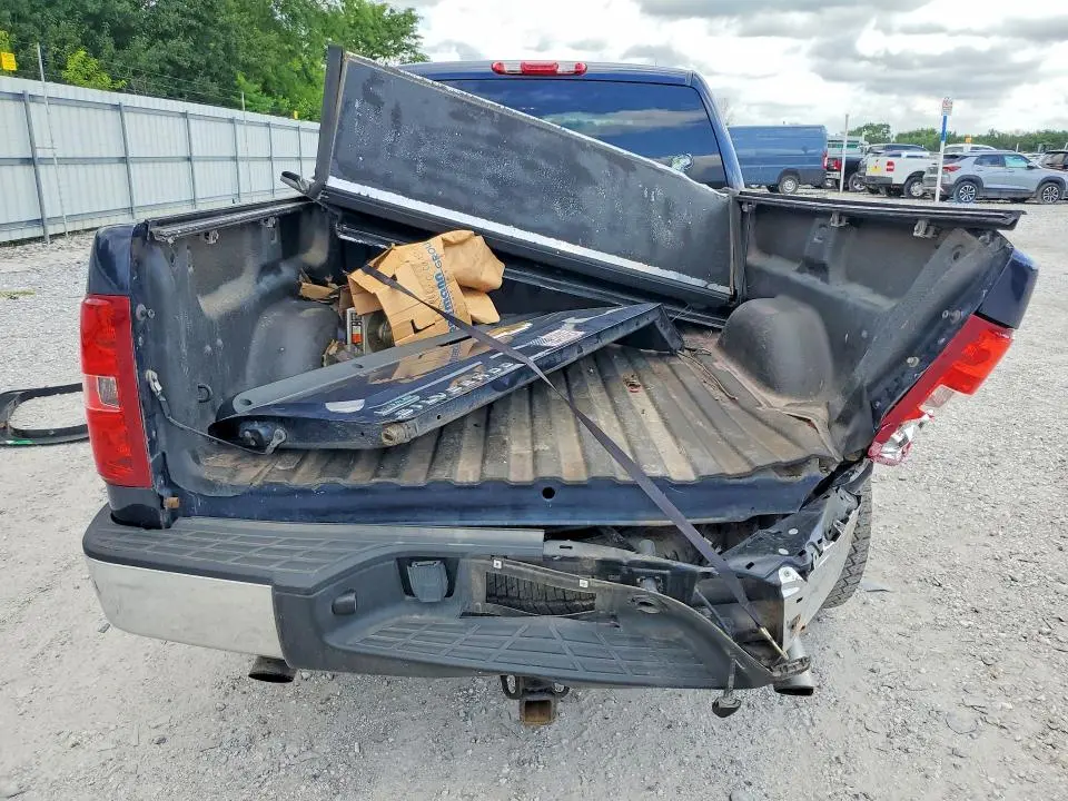 2011 CHEVROLET SILVERADO K1500 LT  