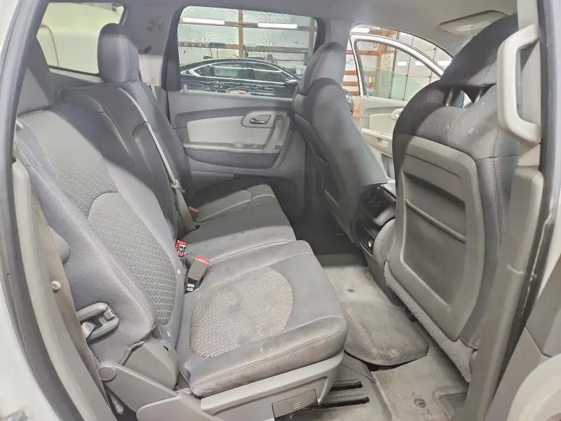 2012 CHEVROLET TRAVERSE LT  