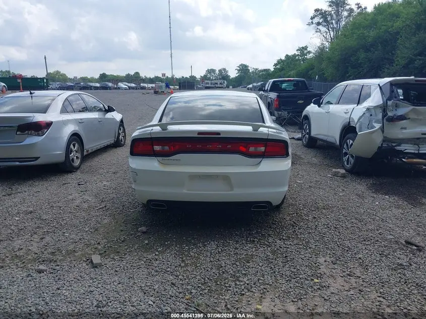 2013 DODGE CHARGER SE