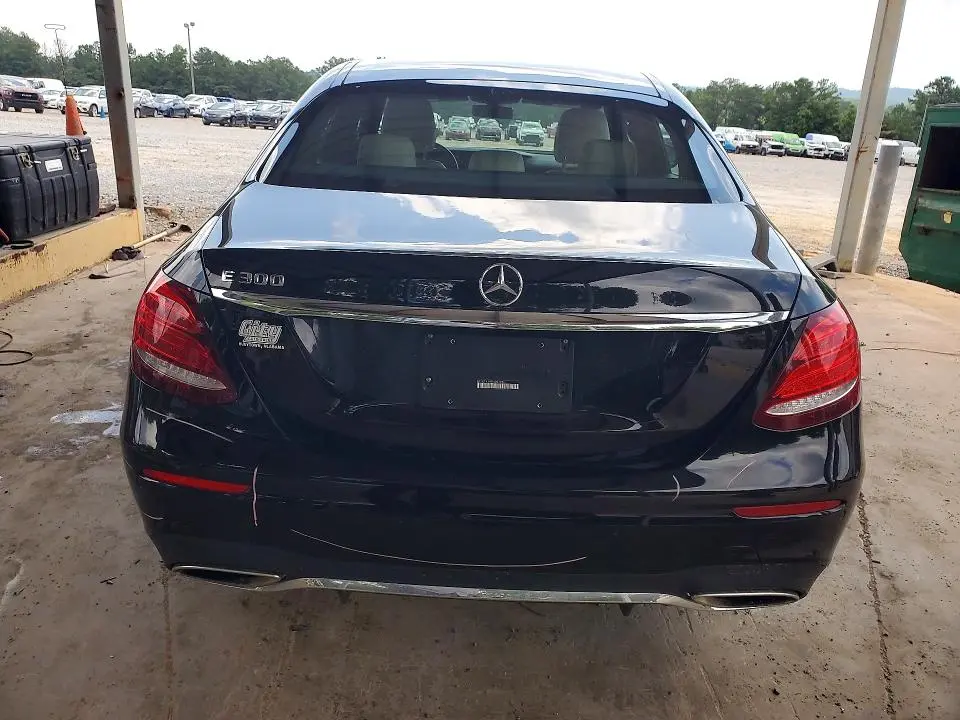 2017 MERCEDES-BENZ E 300  