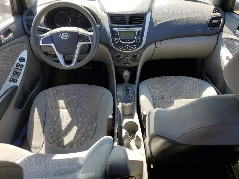 2013 HYUNDAI ACCENT GS  