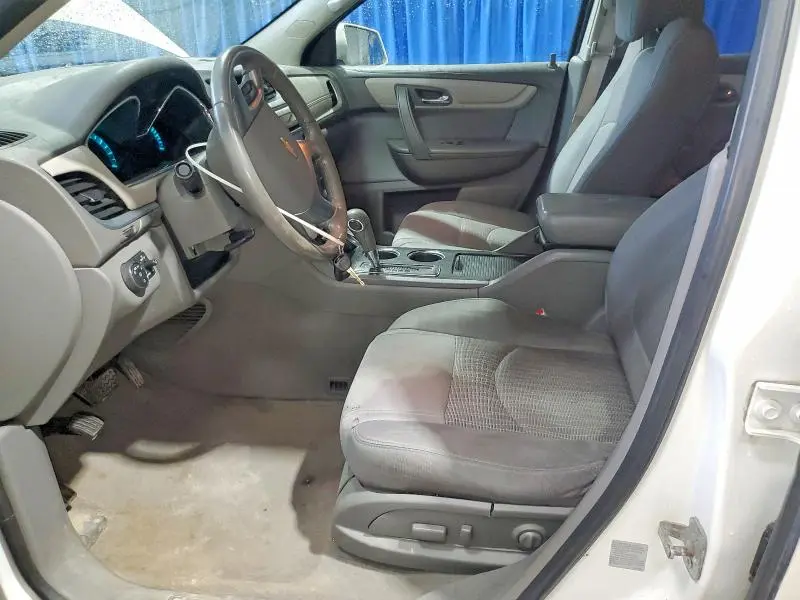 2014 CHEVROLET TRAVERSE LT  
