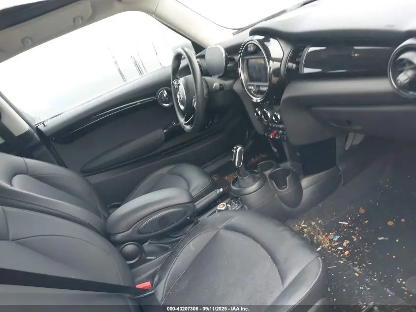 2021 MINI HARDTOP COOPER