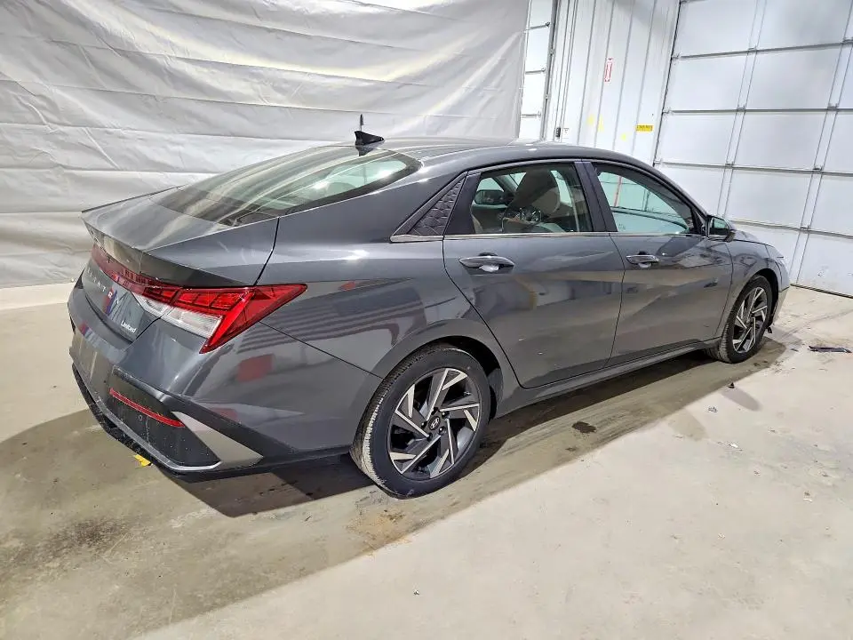 2024 HYUNDAI ELANTRA LIMITED  