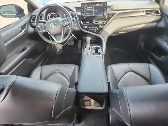 2023 TOYOTA CAMRY XLE  