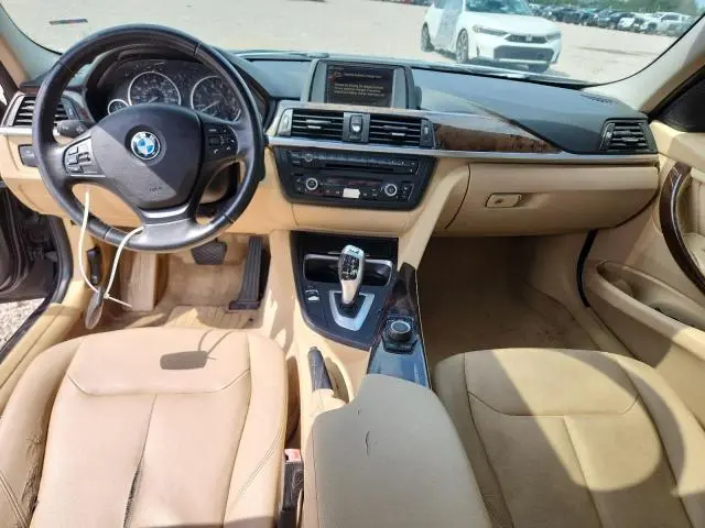 2013 BMW 320 I XDRIVE  