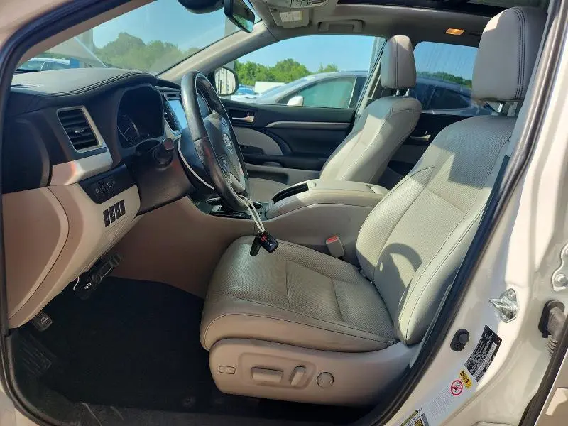 2019 TOYOTA HIGHLANDER LIMITED PLATINUM  