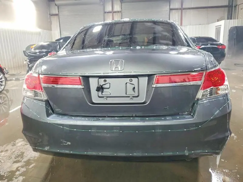 2011 HONDA ACCORD SE  