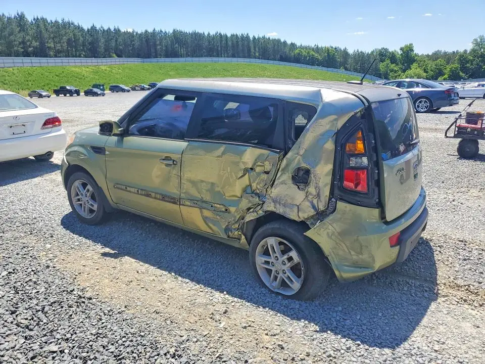 2011 KIA SOUL +  