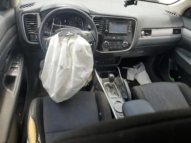 2017 MITSUBISHI OUTLANDER ES