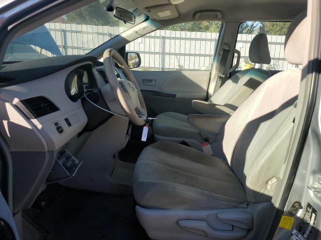 2013 TOYOTA SIENNA 