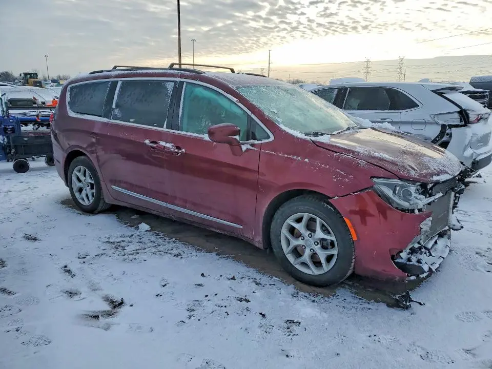 2017 CHRYSLER PACIFICA TOURING L  