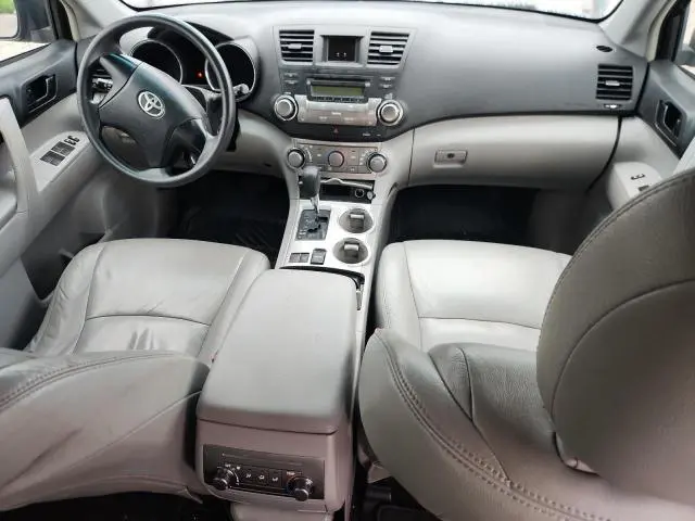 2012 TOYOTA HIGHLANDER BASE  