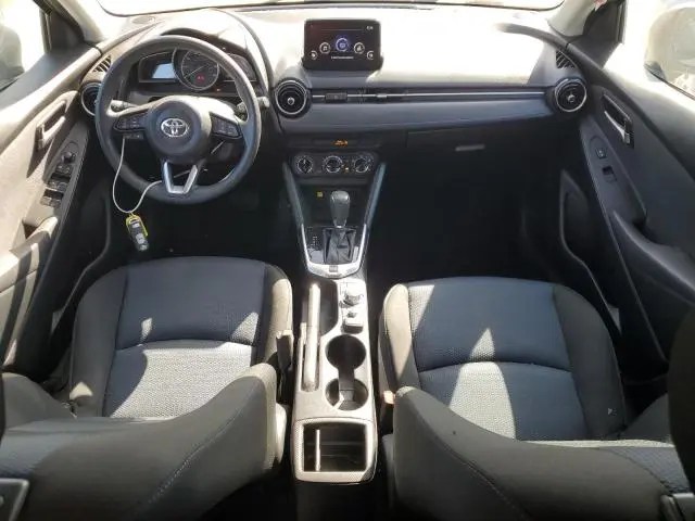 2020 TOYOTA YARIS LE  