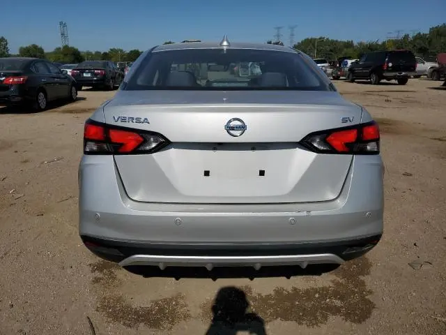 2020 NISSAN VERSA SV  