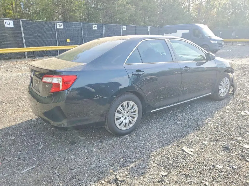 2012 TOYOTA CAMRY LE  