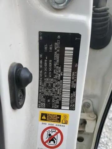 2017 TOYOTA HIGHLANDER LE  