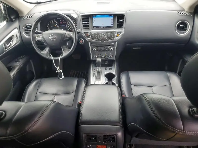 2019 NISSAN PATHFINDER SL  