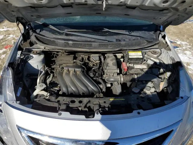 2015 NISSAN VERSA S