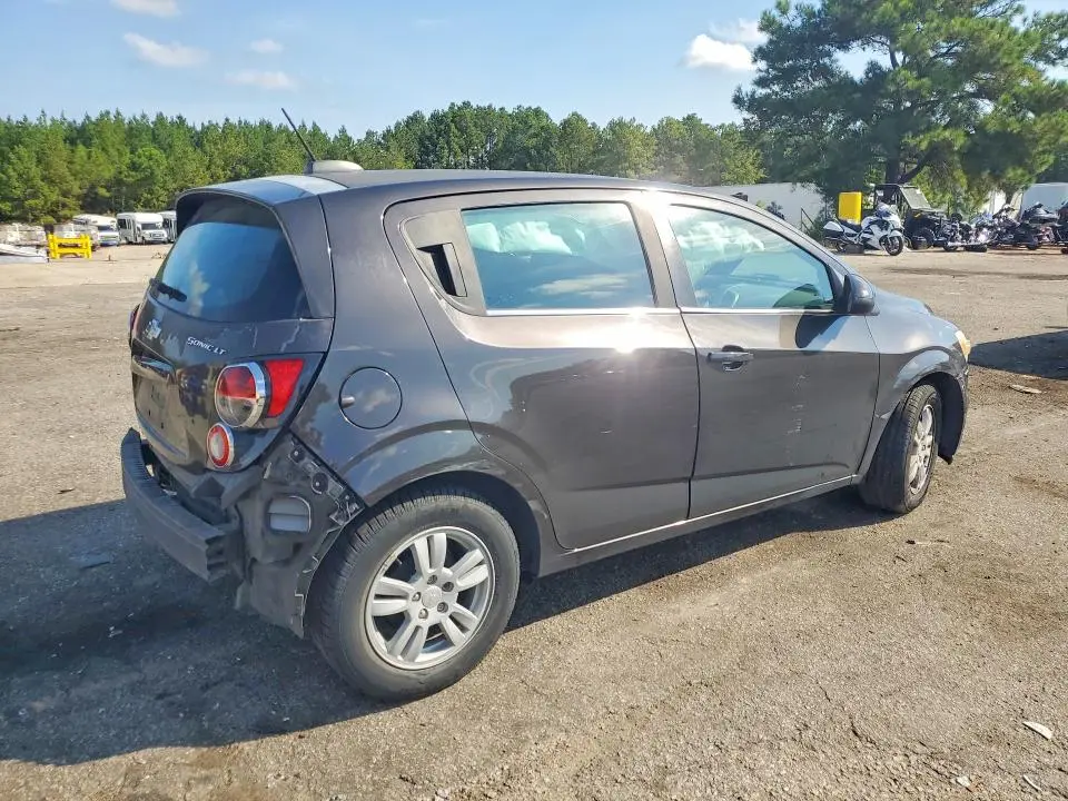 2015 CHEVROLET SONIC LT  