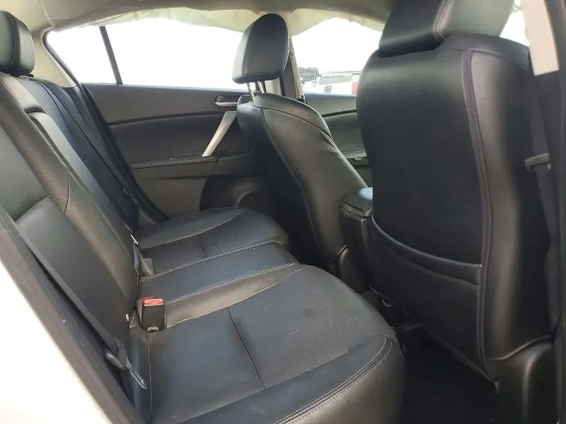 2012 MAZDA 3 S  