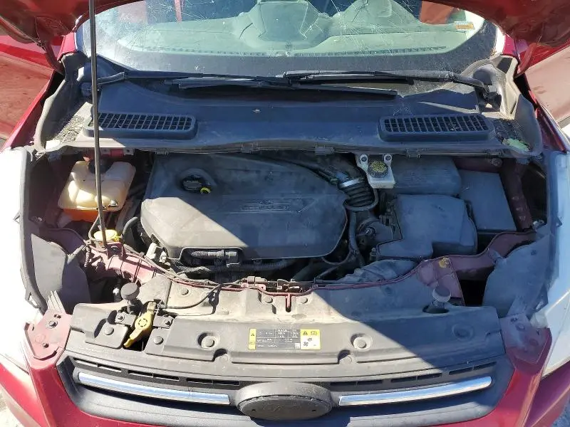 2015 FORD ESCAPE SE  