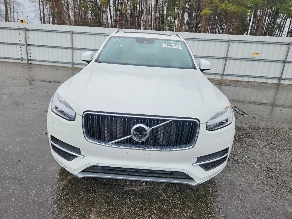 2019 VOLVO XC90 T6 MOMENTUM  