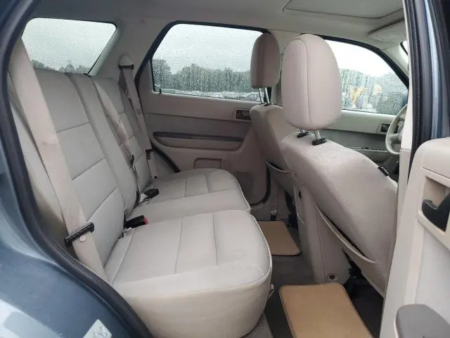 2011 FORD ESCAPE XLT  