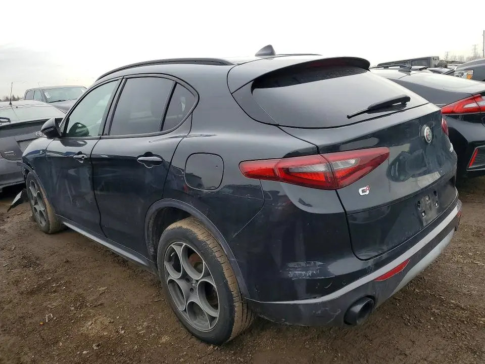 2022 ALFA ROMEO STELVIO TI  