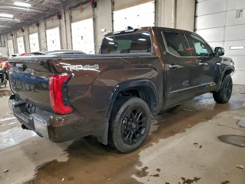 2023 TOYOTA TUNDRA CREWMAX PLATINUM  