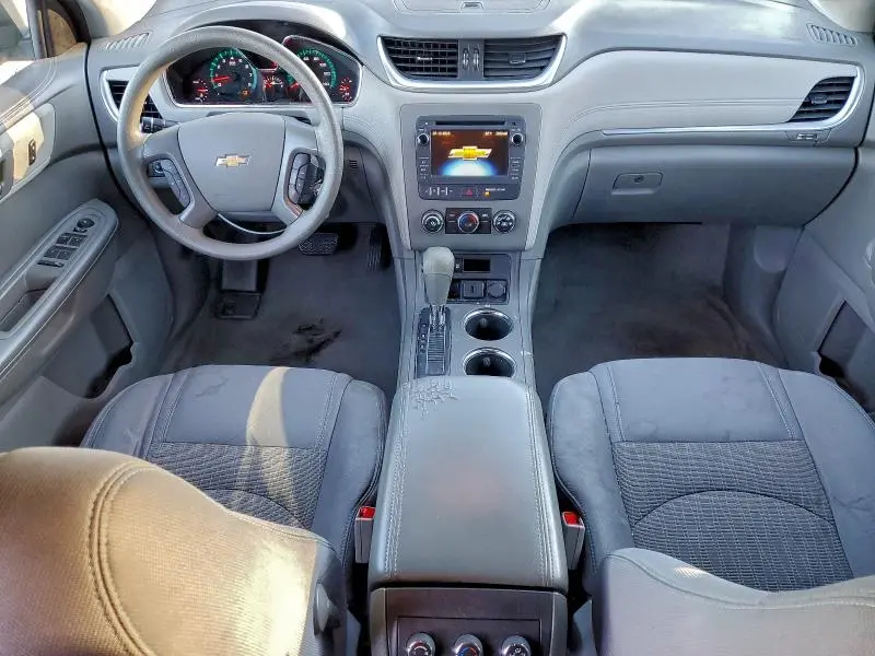 2015 CHEVROLET TRAVERSE LS  