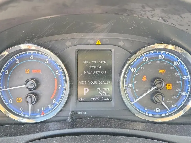 2019 TOYOTA COROLLA LE  