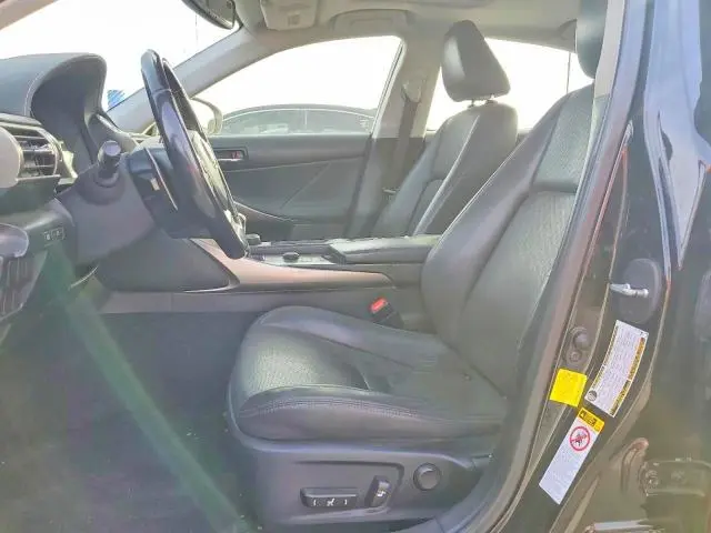 2016 LEXUS IS 200T BASE  