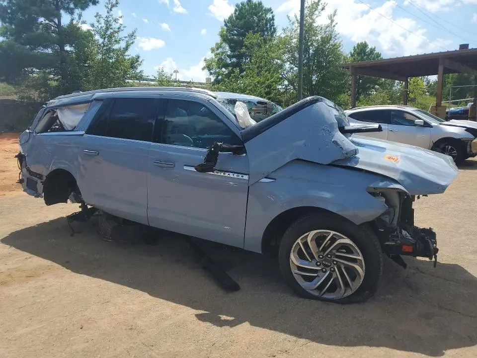 2025 LINCOLN NAVIGATOR L RESERVE  